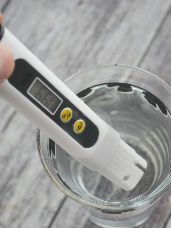 Measureing water temperature to enhance coffee qulity